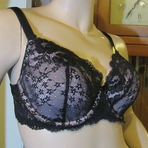 Victoria's Secret Black Dream Angels Bra size 34DD